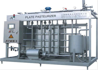 Soft Drink / Soda Water Carbonated Drink Production Line Washing Filling and Rotary Capping Machine